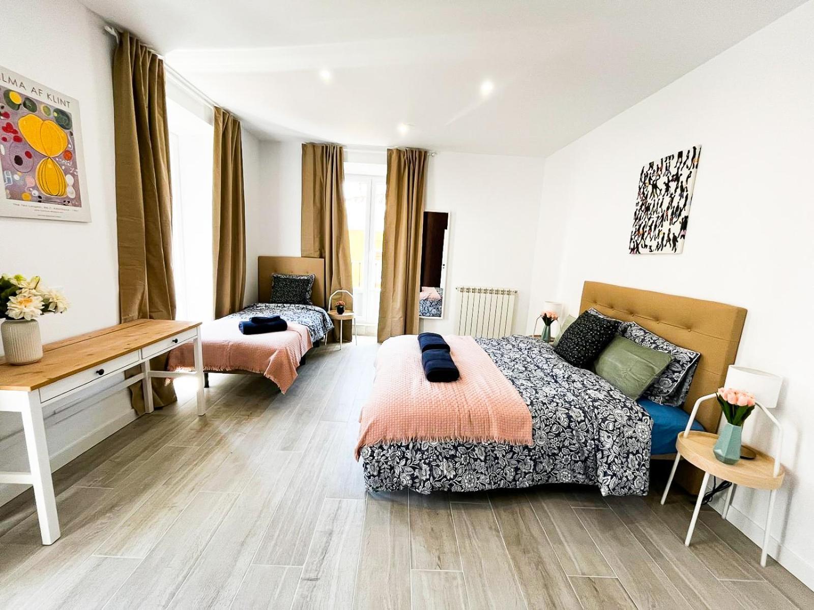 Madrid Private Rooms - Ferrer, Madrid